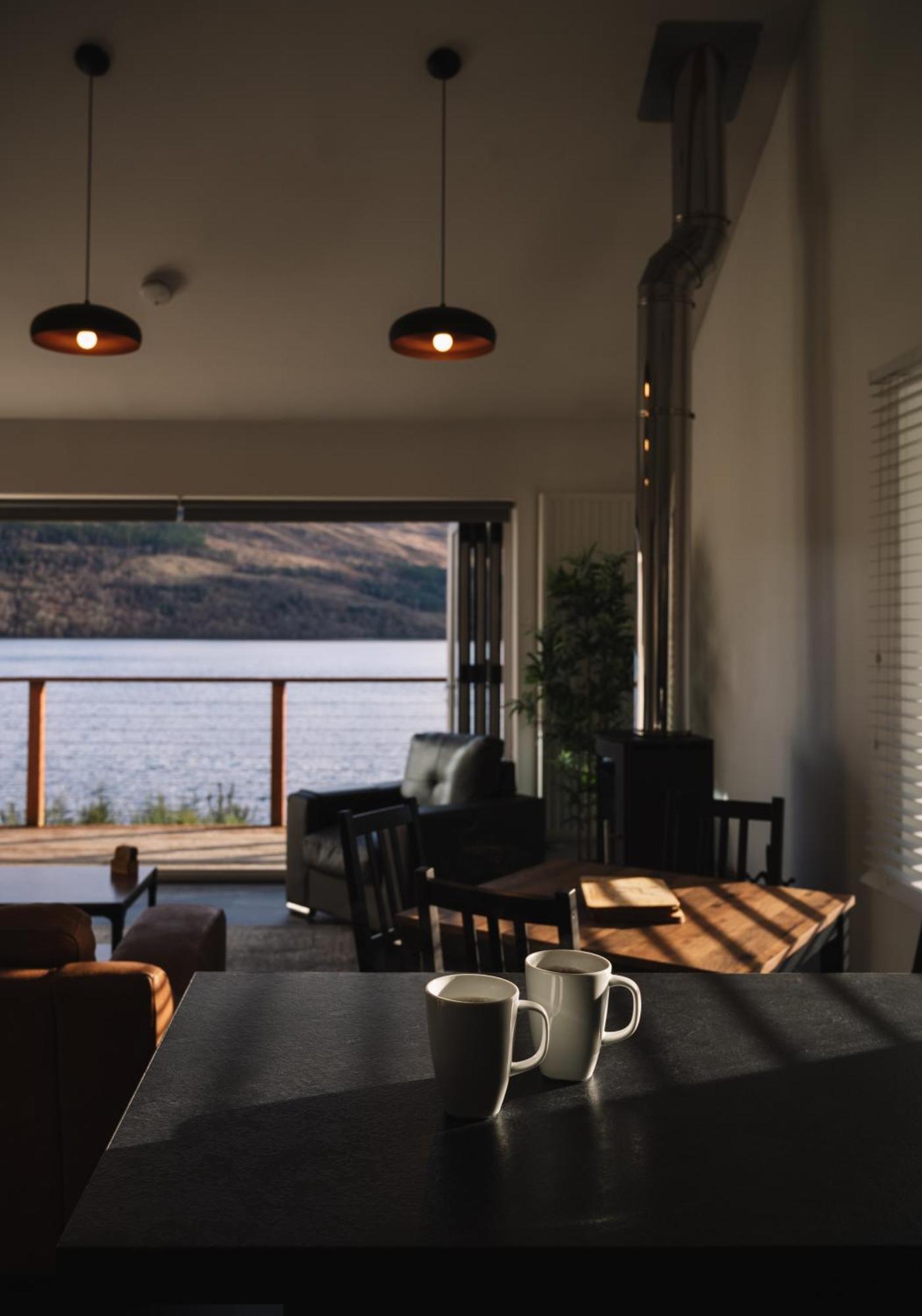 Shoreland Lodges - Cherry Lodge Fort Augustus Extérieur photo