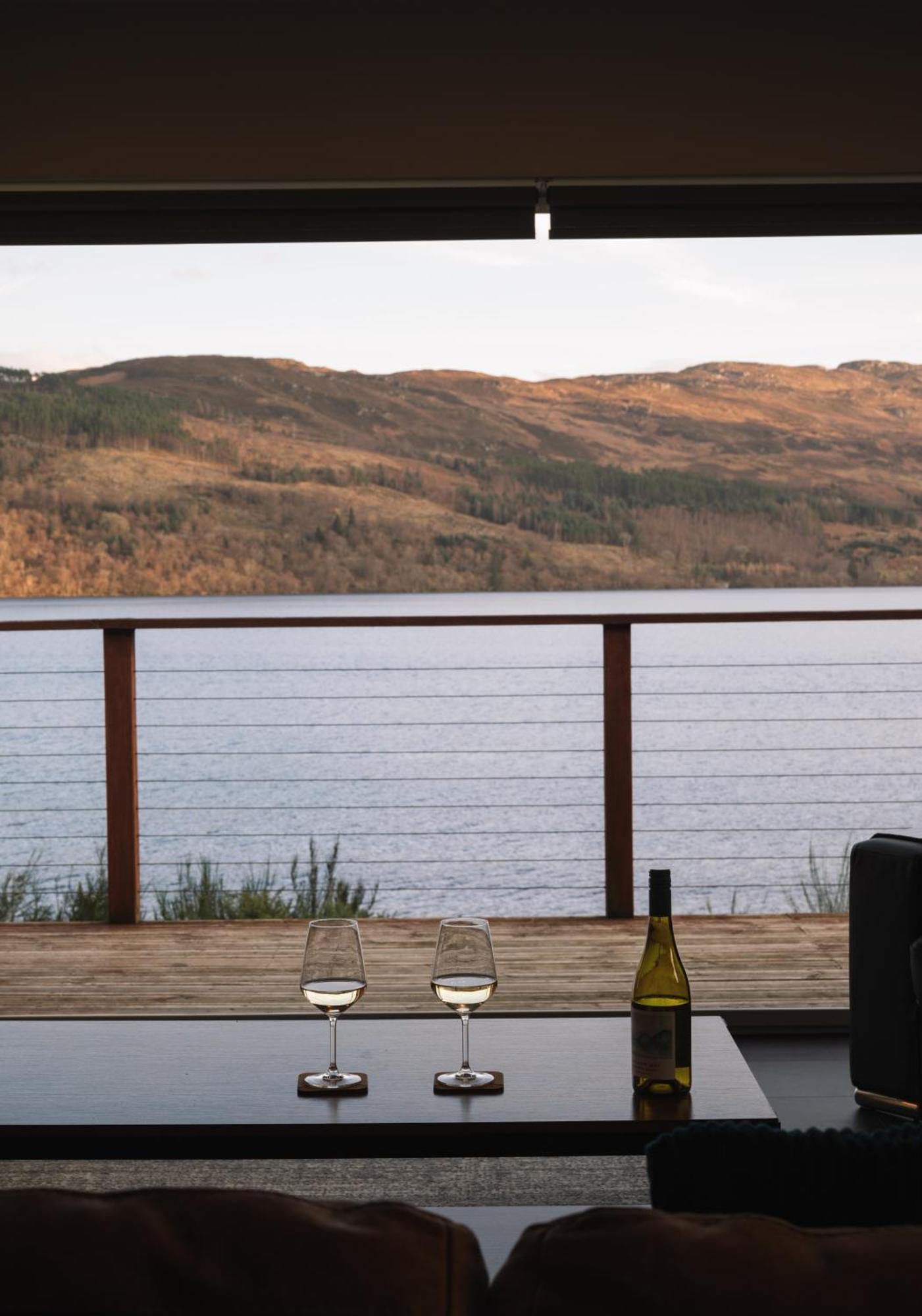 Shoreland Lodges - Cherry Lodge Fort Augustus Extérieur photo