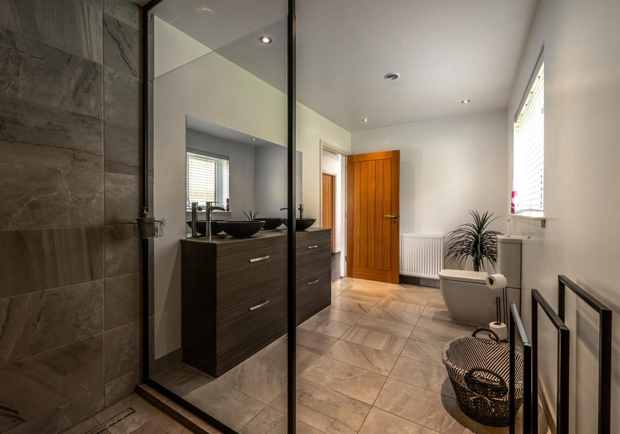 Shoreland Lodges - Cherry Lodge Fort Augustus Extérieur photo