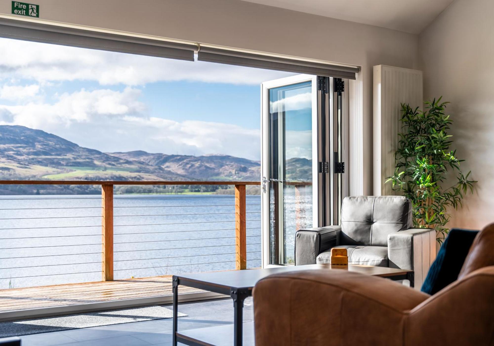 Shoreland Lodges - Cherry Lodge Fort Augustus Extérieur photo