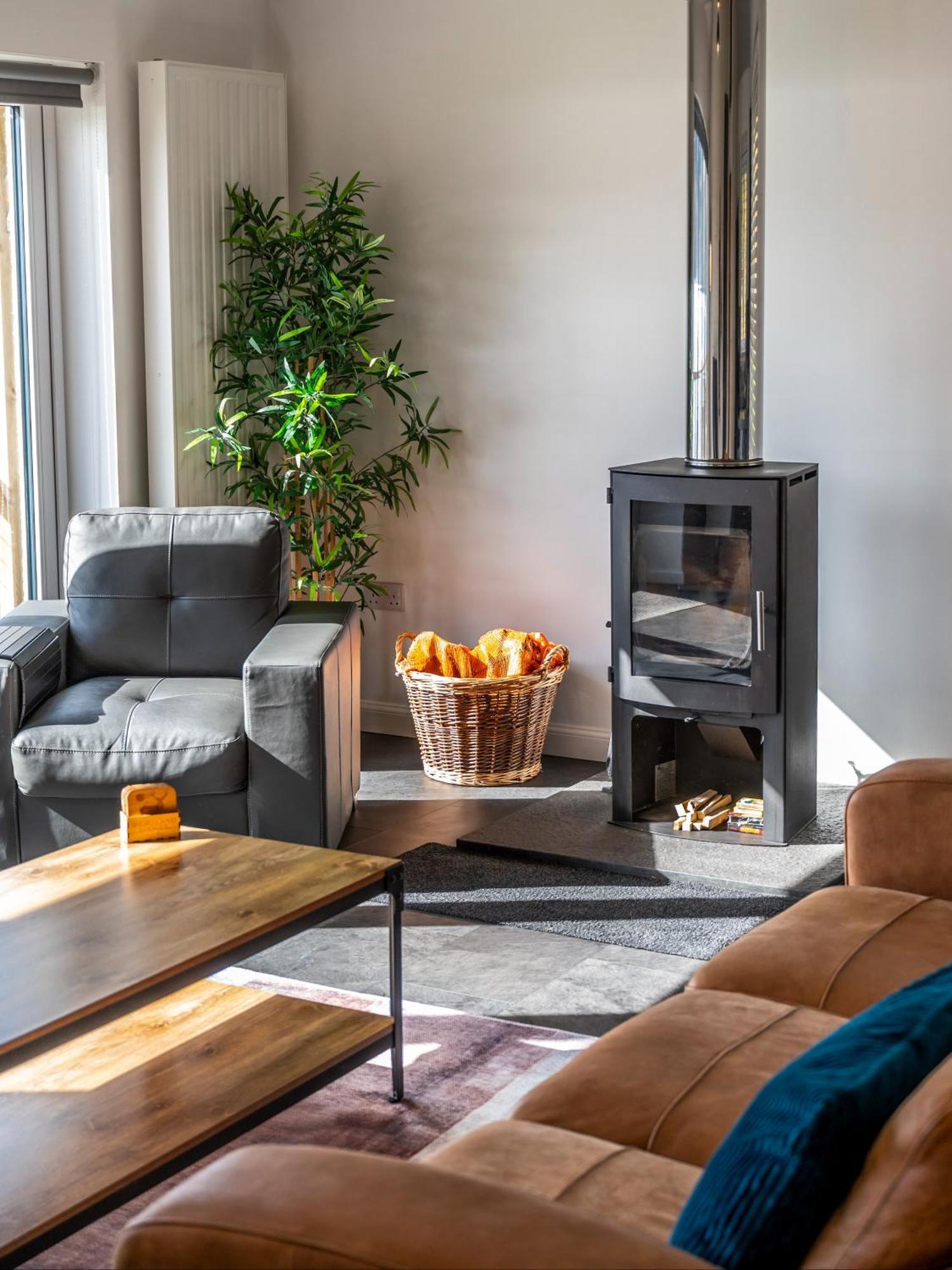 Shoreland Lodges - Cherry Lodge Fort Augustus Extérieur photo