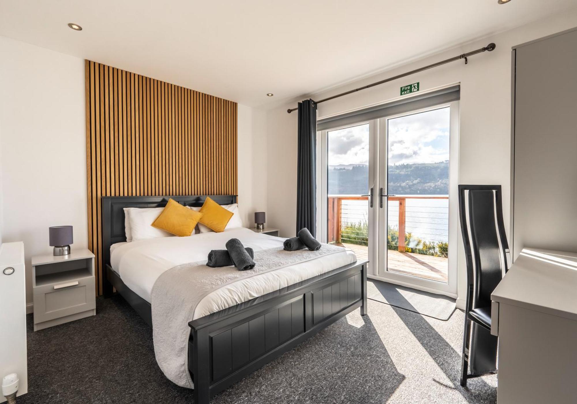 Shoreland Lodges - Cherry Lodge Fort Augustus Extérieur photo