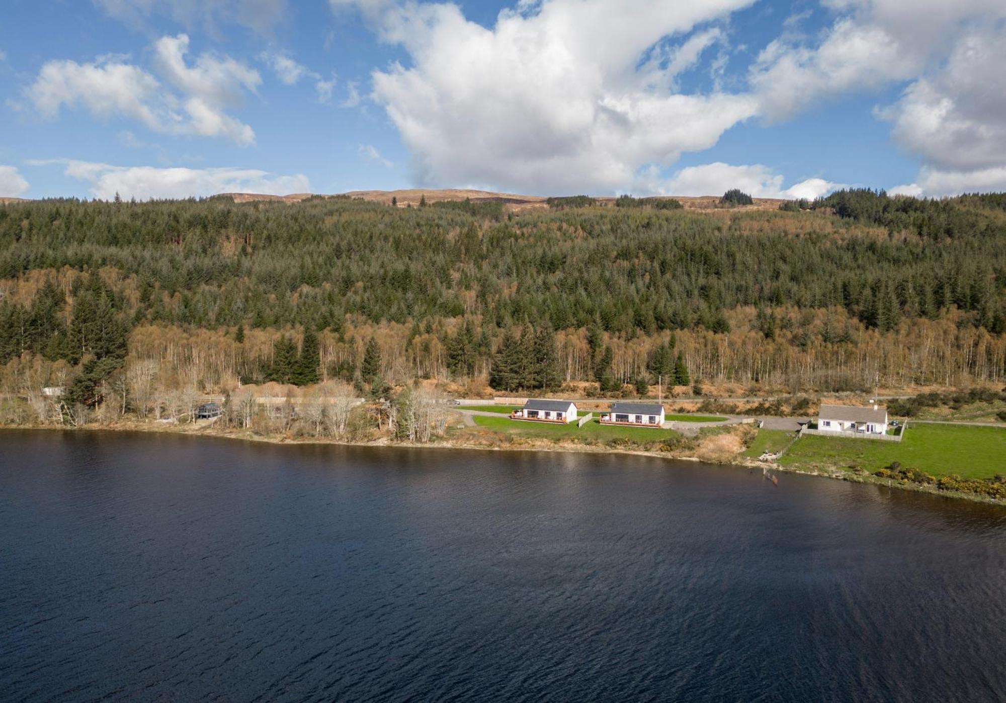 Shoreland Lodges - Cherry Lodge Fort Augustus Extérieur photo