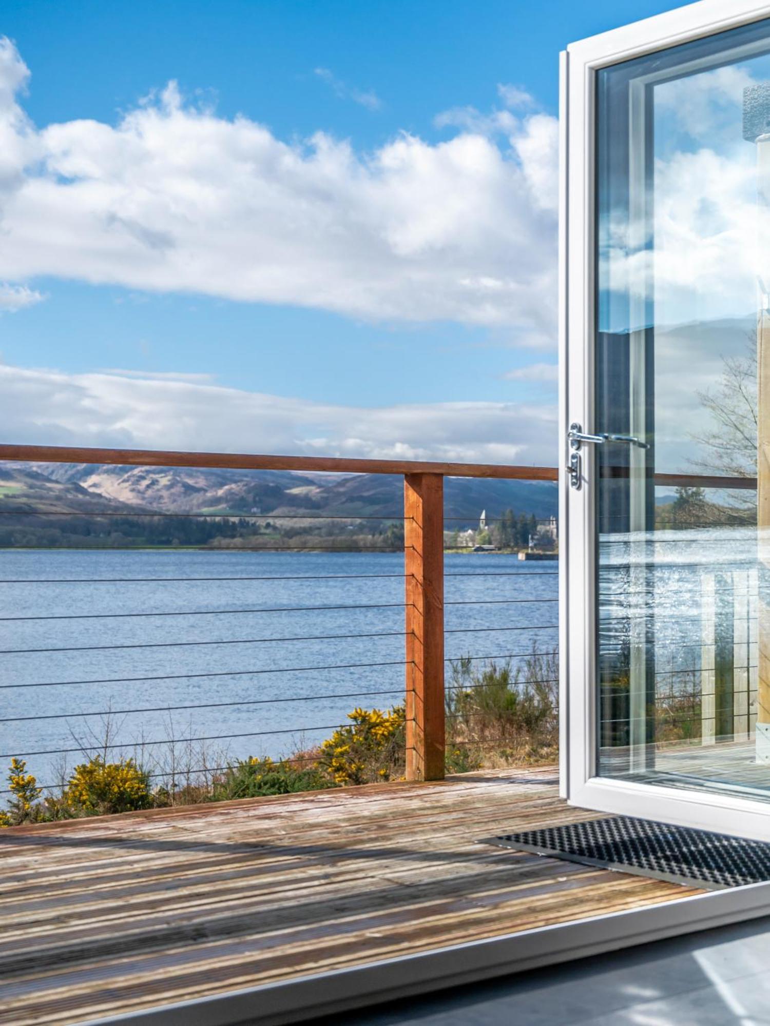 Shoreland Lodges - Cherry Lodge Fort Augustus Extérieur photo