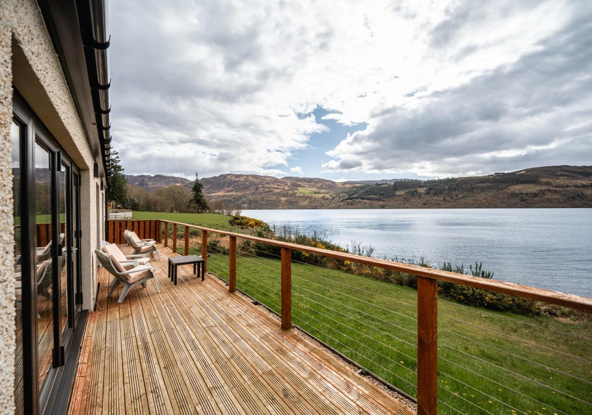 Shoreland Lodges - Cherry Lodge Fort Augustus Extérieur photo